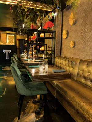 Truth Restaurant Astoria by null