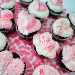 Moon's Cakes & Treats