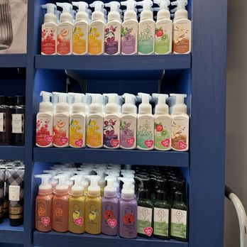 Bath & Body Works - Cosmetics & Beauty Supply Near Me - Elk Grove, California