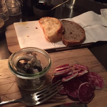 Bar Basso - Sardine (5.50fr) & Salami Starter (6.50fr), Table Bread (complimentary) - Bars Near Me - Zürich, ZH