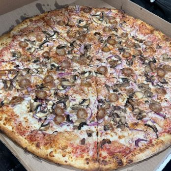 ZeroZero Pizzeria - SAUSAGE MUSHROOM ONION AND CHEESE ON A 20" - Pizza Near Me - Denver, Colorado
