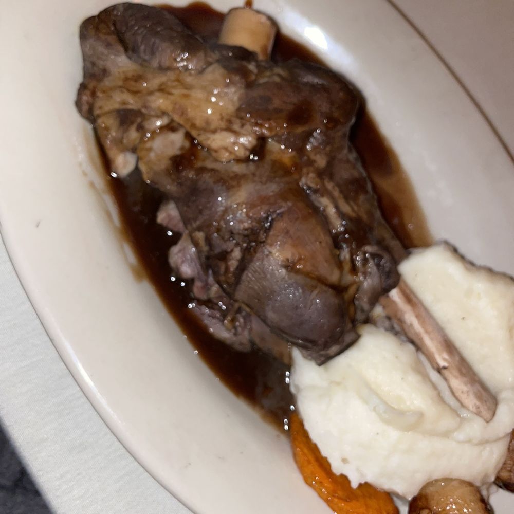 Mejana - Mediterranean Near Me - Arlington, Virginia