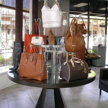 Da Avere - Accessories Near Me - Glendora, California