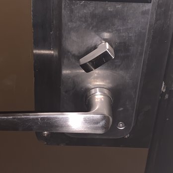 Howard Johnson by Wyndham Norco - Fingerprints and grime. - Hotels Near Me - Norco, California Howard Johnson by Wyndham Norco - Fingerprints and grime. - Hotels Near Me - Norco, California