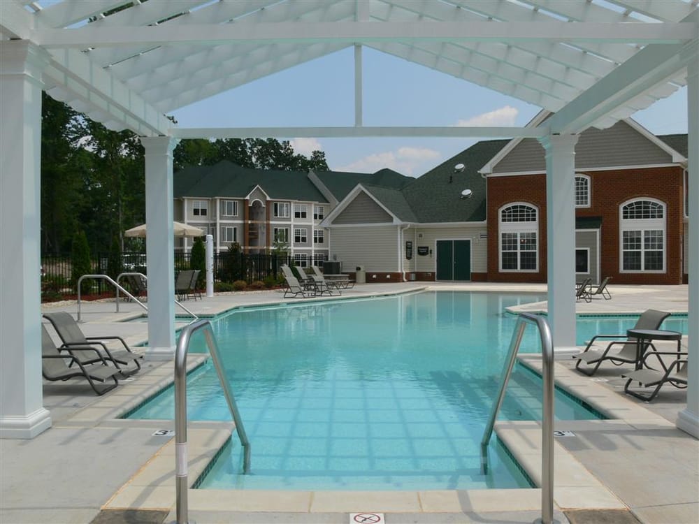 RIVERMONT CROSSING APARTMENTS Updated September 2024 22 Photos