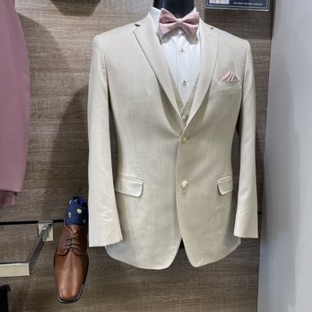 Friar Tux - Men's Clothing Near Me - Temecula, California