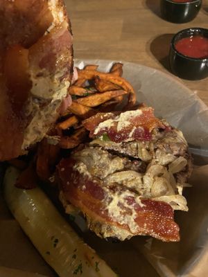 Naked Burger - Kitchen & Craft Cocktails by null