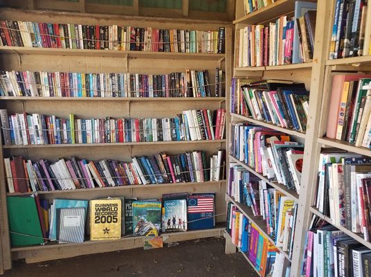 Maui Friends of the Library, Puunene by null