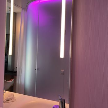 CitizenM Boston Back Bay - Hotels Near Me - Boston, Massachusetts