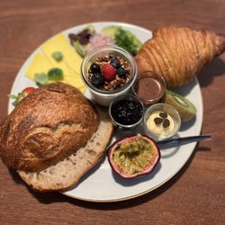 Kaf - kafs brunch deluxe