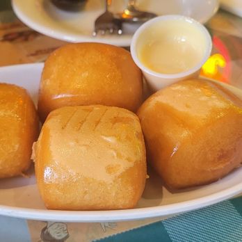 Ken Kee - Fried mantou with condensed milk - Seafood Near Me - Chicago, Illinois Ken Kee - Fried mantou with condensed milk - Seafood Near Me - Chicago, Illinois