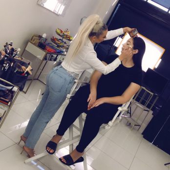Vanity Makeup Studio - Cosmetology Schools Near Me - Pasadena, California