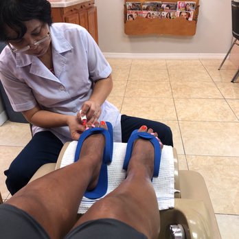 Hollywood Nails and Spa - Nail Salons Near Me - Tampa, Florida Hollywood Nails and Spa - Nail Salons Near Me - Tampa, Florida