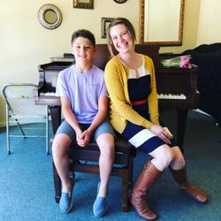Discover Piano with Danielle - Piano lessons for toddlers, kids, and adults with Teacher Danielle.