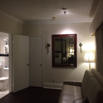 La Casa Hotel - Great room - Resorts Near Me - Fort Lauderdale, Florida La Casa Hotel - Great room - Resorts Near Me - Fort Lauderdale, Florida