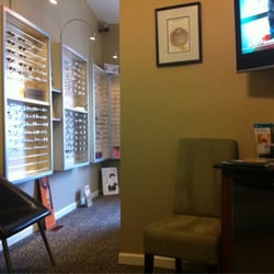 Accent Eyecare - Waiting area