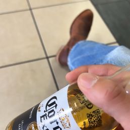 Complimentary beer ! Complimentary beer !