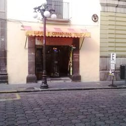 Llaves y cerraduras Tello - Para salir de apuros, sólo esta cerrajería.