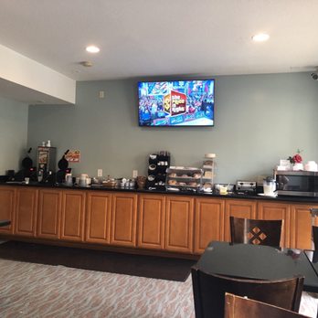 Ocean Park Inn - Breakfast area .... - San Diego, CA