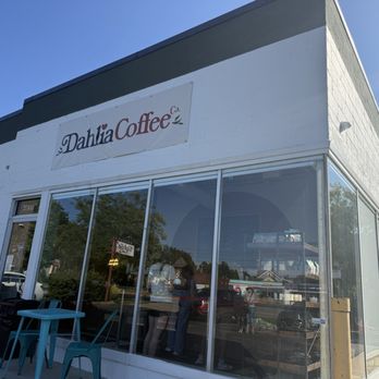 Dahlia Coffee - Coffee Roasteries Near Me - Cleveland, Ohio