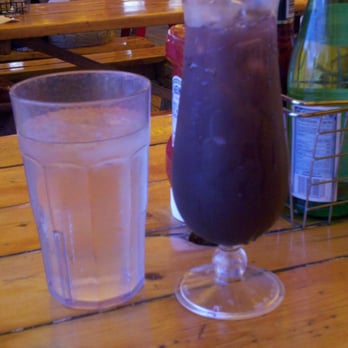 Barking Crab - Superfruit Lemonade with vodka. - Seafood Near Me - Boston, Massachusetts