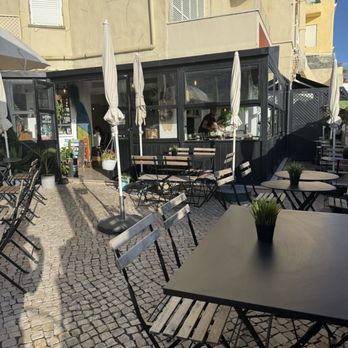 jays brunch caf - Indoor outdoor dining - Breakfast & Brunch Near Me - Lisbon, 11