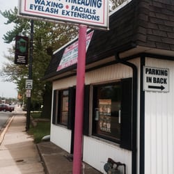 Bani's Beauty Salon - Bani's - Exterior of Salon