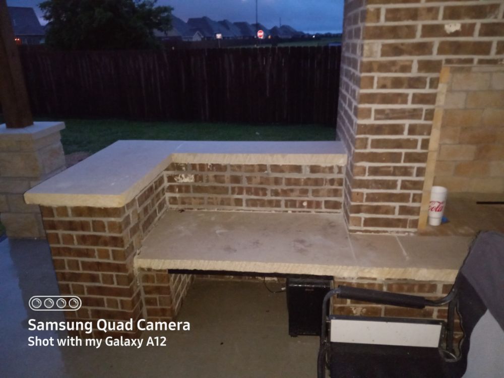 Slide of R&J Perez General Contractors