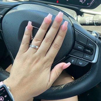 Apple Nail Salon - Nail Salons Near Me - Cerritos, California