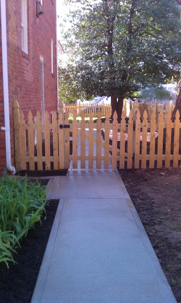 Slide of F&R Construction