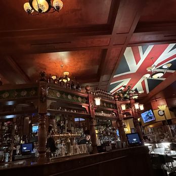 The Pub - Beavercreek - Bar area - Pubs Near Me - Beavercreek, Ohio