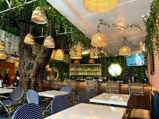 AZUCAR CUBAN CUISINE by null