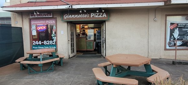 Giannotto’s Pizza by null
