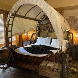 Adobe Grand Villas - Wagon Wheel bed