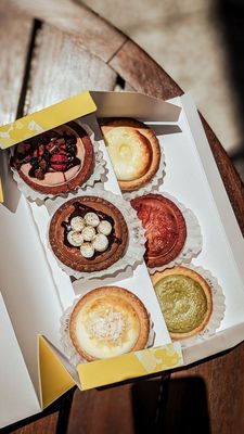 Bake Cheese Tart by null
