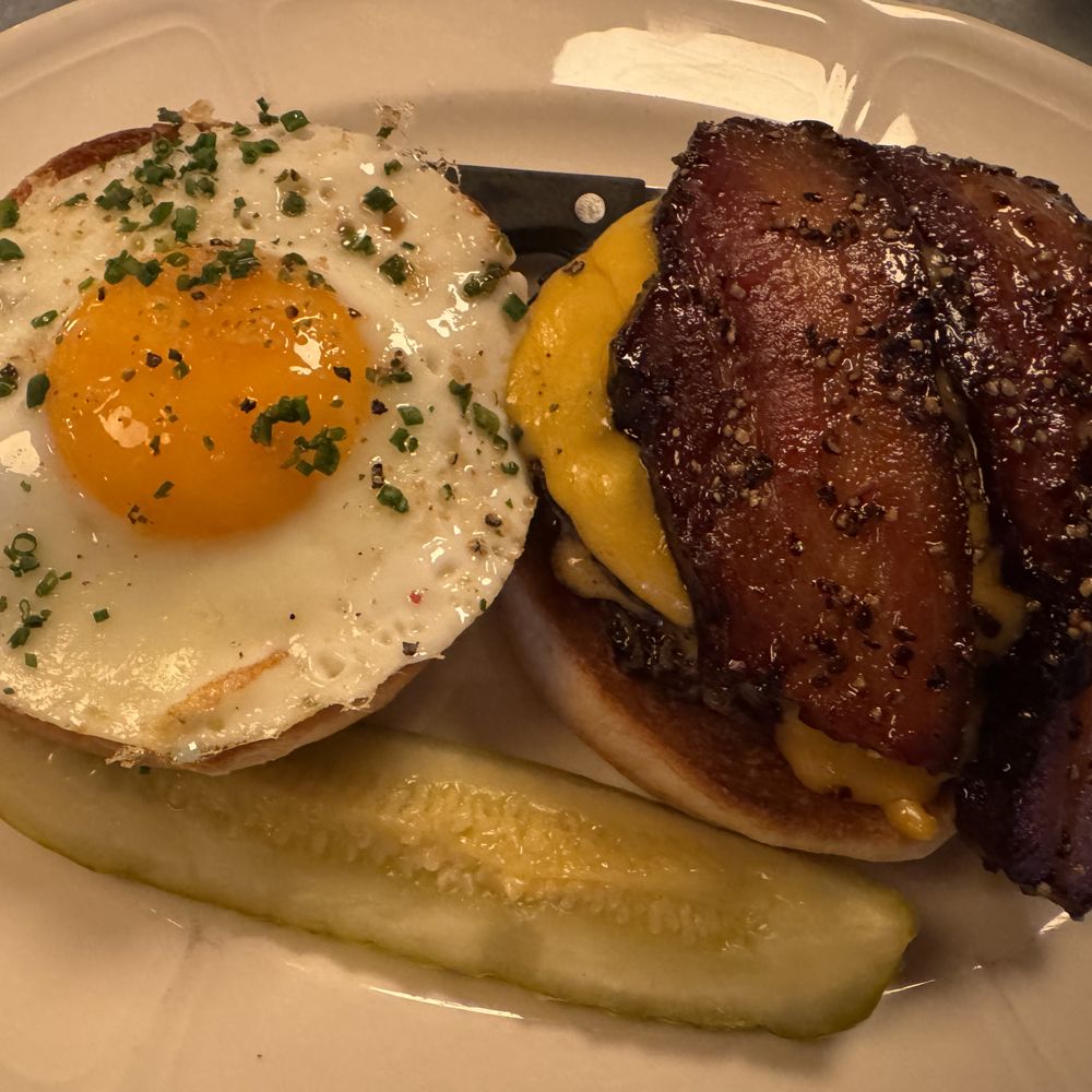 Au Cheval - Single Cheeseburger with egg and bacon - Bars Near Me - Chicago, Illinois Au Cheval - Single Cheeseburger with egg and bacon - Bars Near Me - Chicago, Illinois