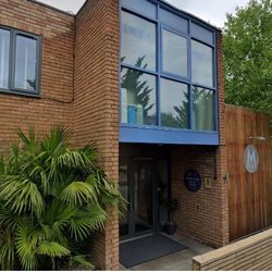 Marlow Hypnotherapy & PSYCH-K - The Marlow Club - Where Samantha Grant provides hypnotherapy and therapeutic services on weekdays and weekends