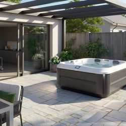 Modern, soothing Jacuzzi hot tub