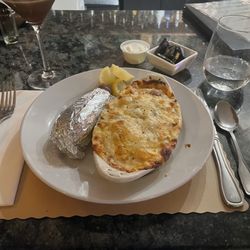 Chippers Restaurant - Seafood au gratin