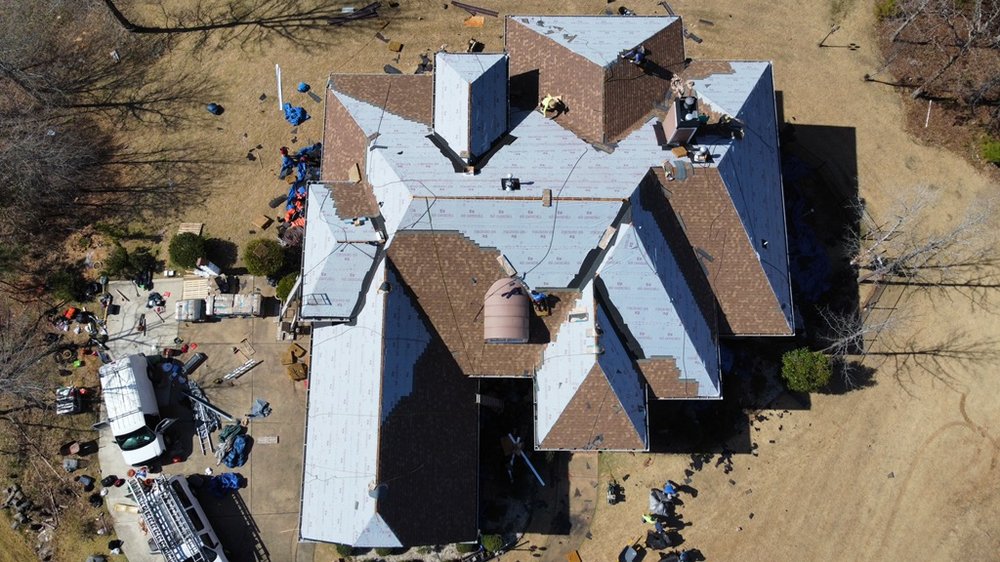 Slide of Roof and Solar Xperts