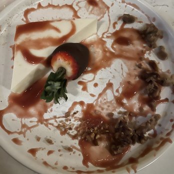 PARA - Strawberries and Cream - Bars Near Me - Charlotte, North Carolina PARA - Strawberries and Cream - Bars Near Me - Charlotte, North Carolina