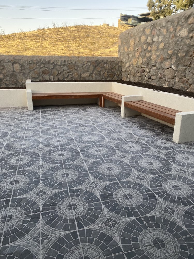 Slide of SYC Premier General Contractors