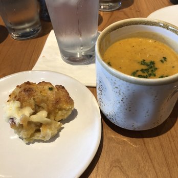 Kitchen Social - Cheddar scallion biscuits and pumpkin bacon soup. YUM!!! - Cocktail Bars Near Me - Columbus, Ohio