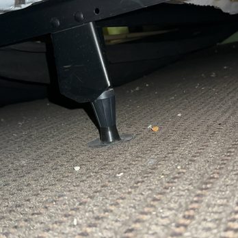 Sleep Inn & Suites - Under bed unclean. - Hotels Near Me - Gulfport, Mississippi Sleep Inn & Suites - Under bed unclean. - Hotels Near Me - Gulfport, Mississippi