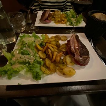 La Grange aux Canards - Duck breast stuffed with foi gras - French Near Me - Paris, 75 La Grange aux Canards - Duck breast stuffed with foi gras - French Near Me - Paris, 75