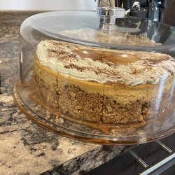 Kick N Coffee - Pumpkin spice cheesecake cake!