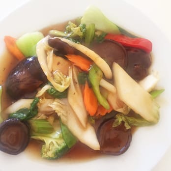Tofu House - Shitake Mushroom & Vege Stir Fry - Vietnamese Near Me - Canley Heights, NSW Tofu House - Shitake Mushroom & Vege Stir Fry - Vietnamese Near Me - Canley Heights, NSW