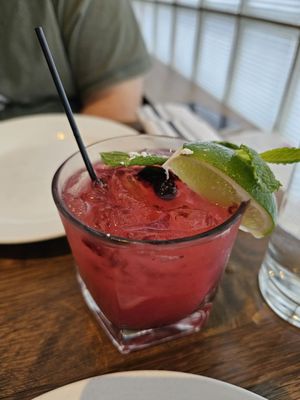 Basil Thai Restaurant & Bar by null