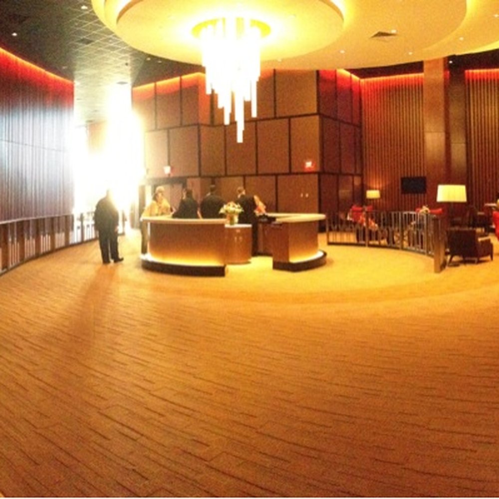 Showcase SuperLux Chestnut Hill - Lobby - Cinema Near Me - Newton, Massachusetts Showcase SuperLux Chestnut Hill - Lobby - Cinema Near Me - Newton, Massachusetts
