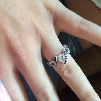 Robert Palma Designs - .5 carat trillion custom design. 10/10 would recommend. - Jewelry Near Me - Honolulu, Hawaii